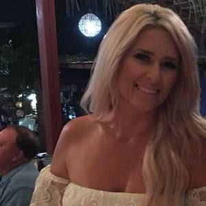 Meet your Posher, Jeanine